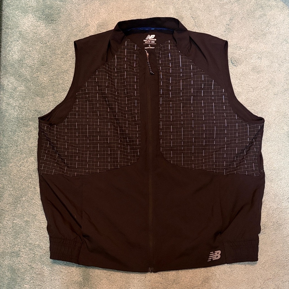 2023 NYC Marathon New Balance Black Reflective Grid Athletic Zip Vest